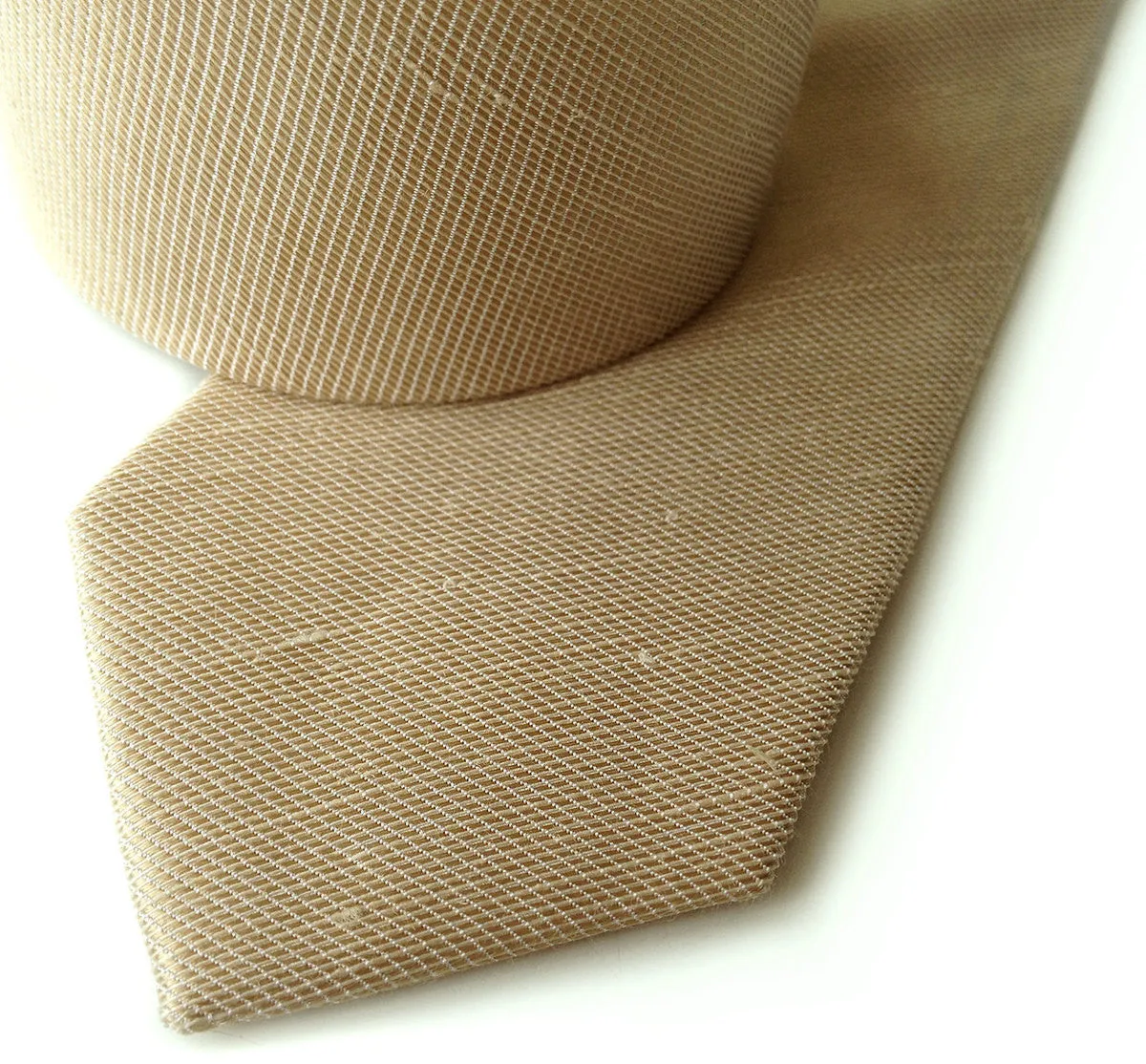 Champagne Linen Necktie. Solid color tie, Fisher