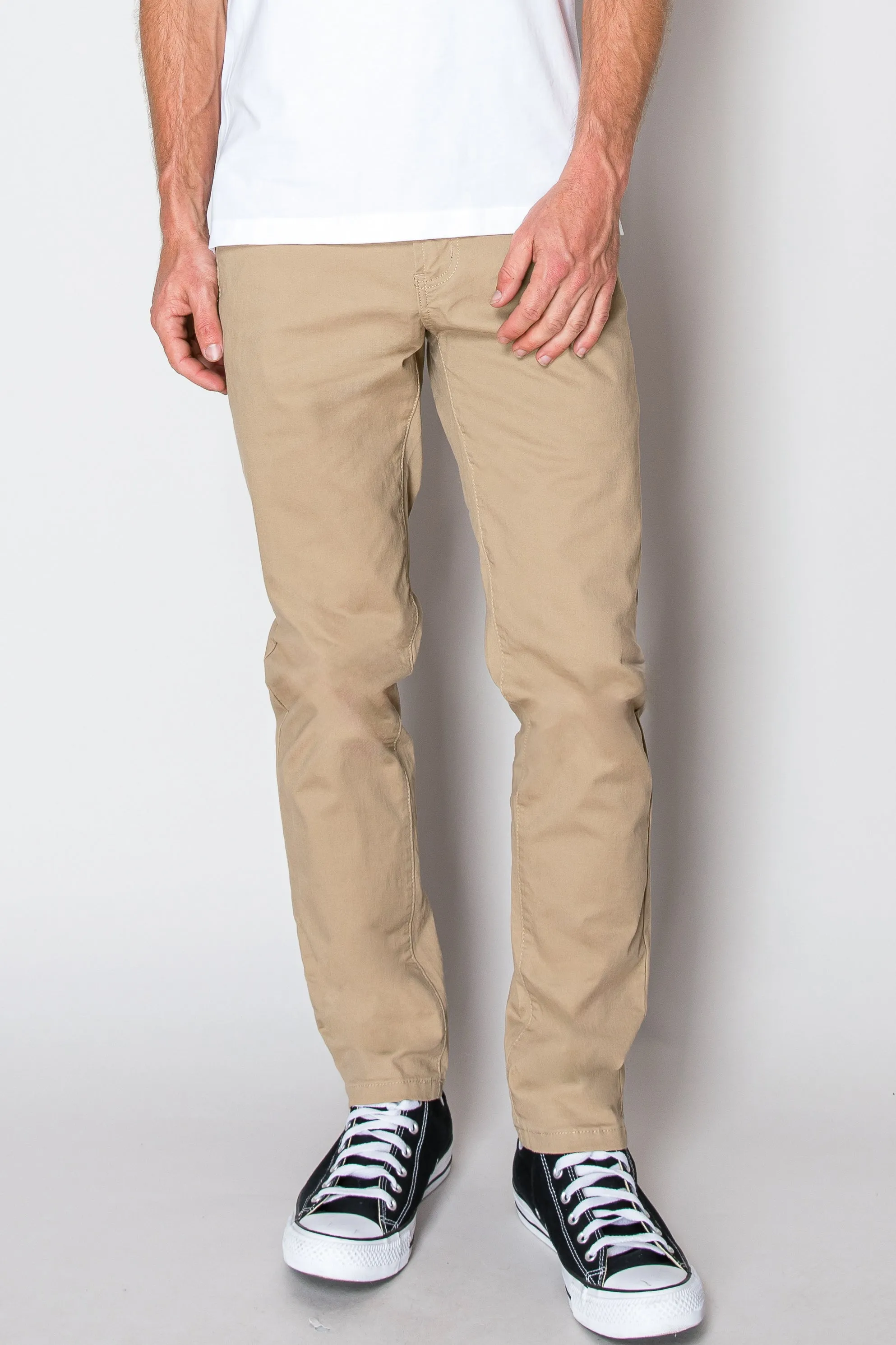 Essential Chino Pants