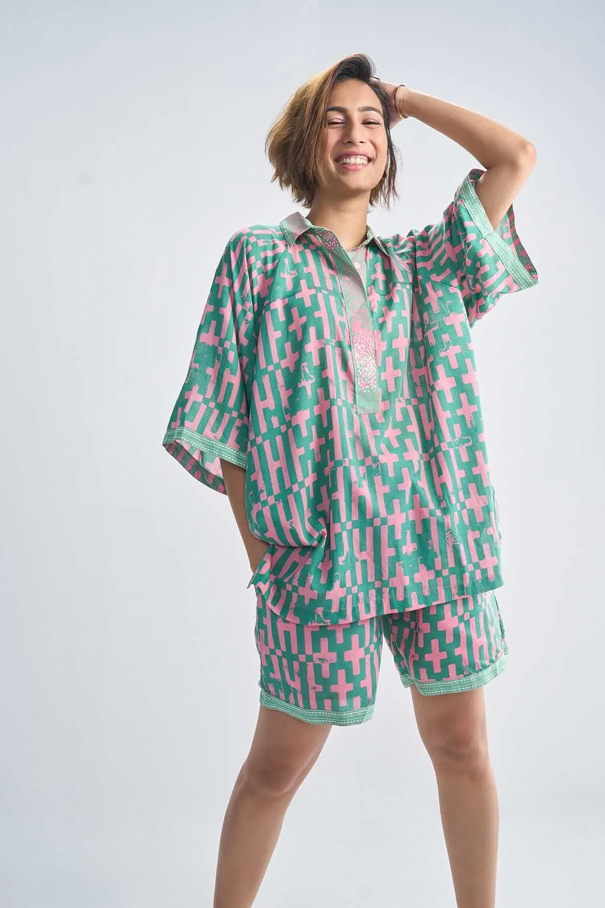 Gyamati Tunic Top (Gaga Green)