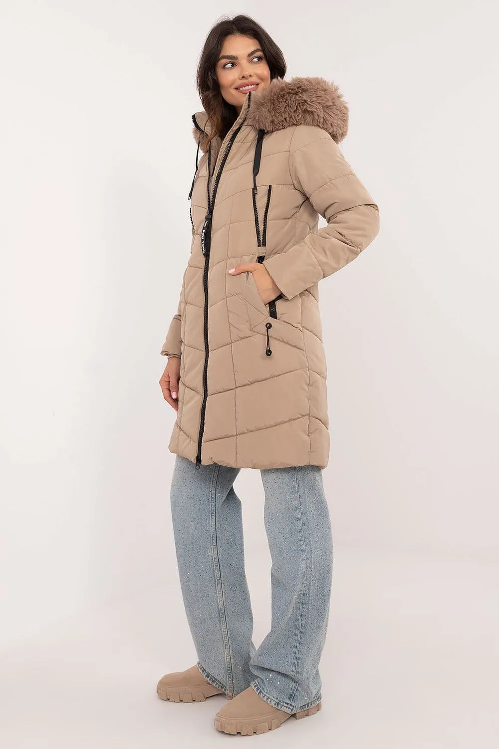 TEEK - NY Zippered Chest Expandable Side Plush Coat