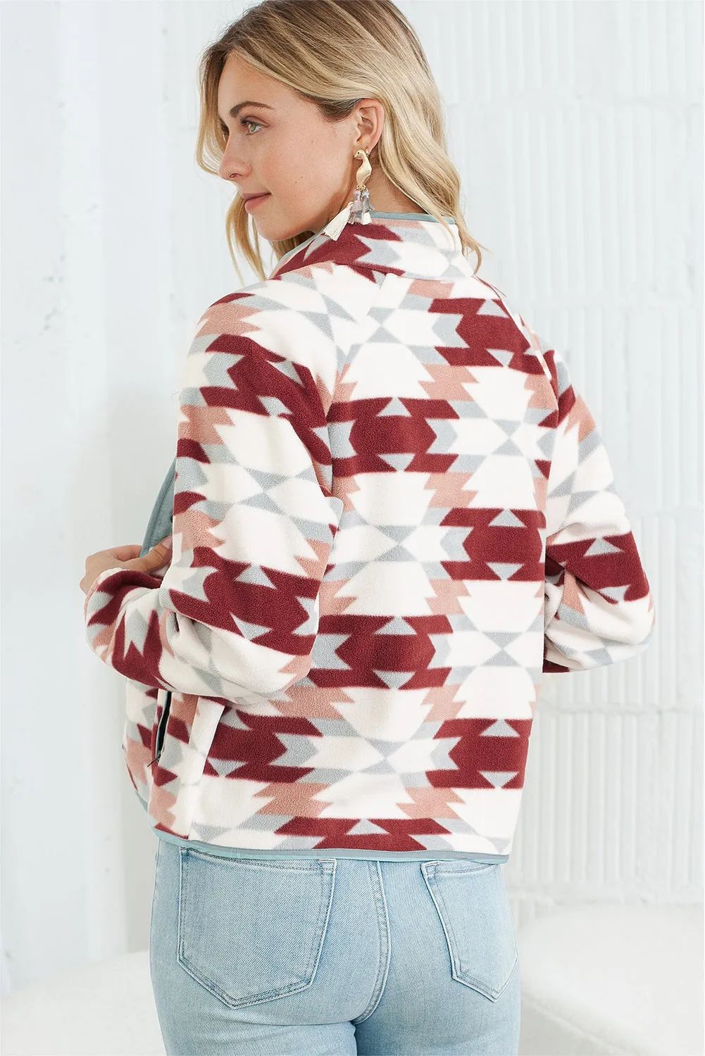 Wholesale Red Geometric Snap Buttoned Zipper Pockets Fleece Jacket